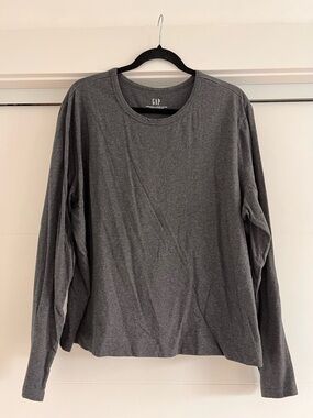 GAP 100% Cotton Long-Sleeve Crew Tee - Charcoal Gray